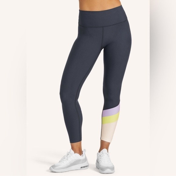 Peloton Pants - Peloton Cadent Colorblock Legging SZ. L